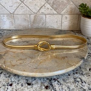 EUC RETRO VINTAGE GOLD STRETCHY METAL BELT